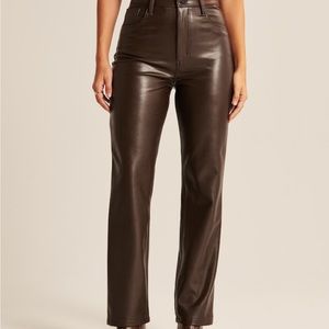 Abercrombie & Fitch Curve Love Vegan Leather 90s Straight Pant